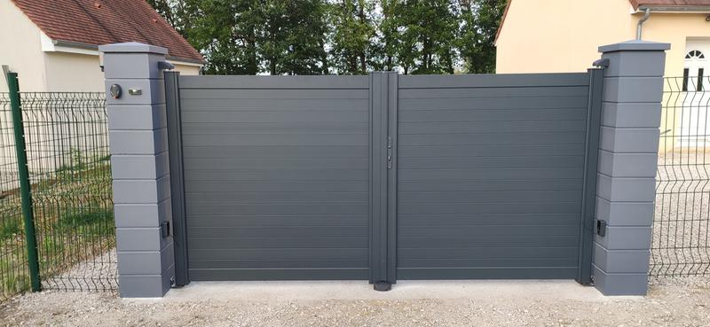 Portail battant aluminium Lao gris zinc Klos up!, l.349 x H.170.5 cm