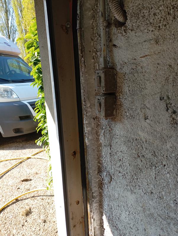 Ouvrir la fenêtre modale de l'avis 1 sur 3