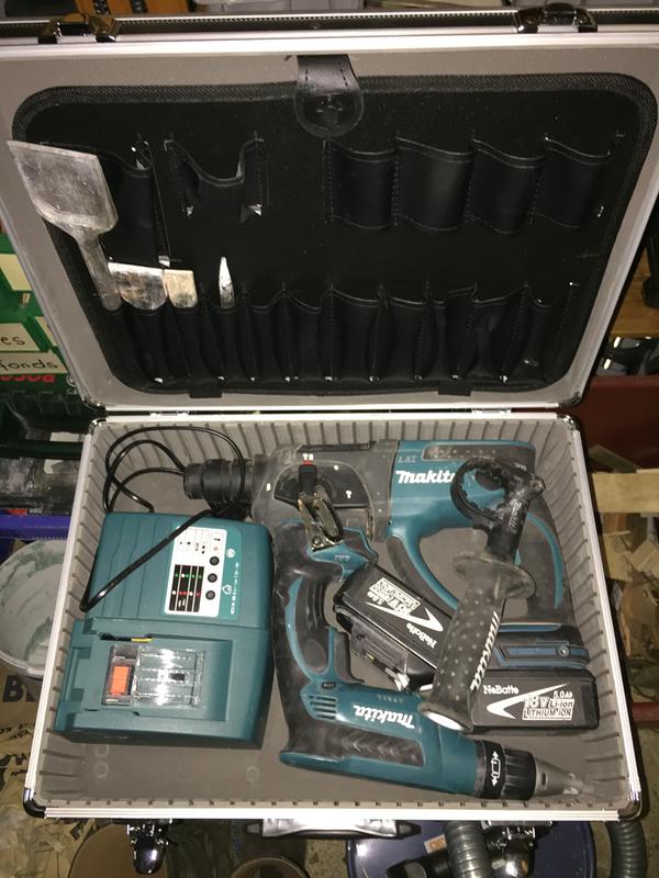 Ouvrir la fenêtre modale de l'avis 1 sur 1