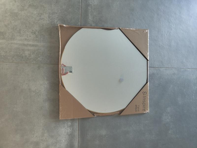 Otwórz okno opinii 1 na stronie 6