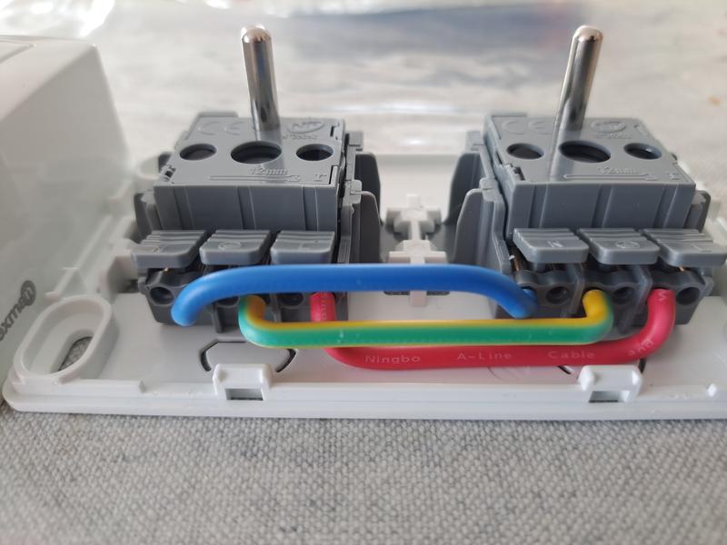 Ouvrir la fenêtre modale de l'avis 3 sur 4