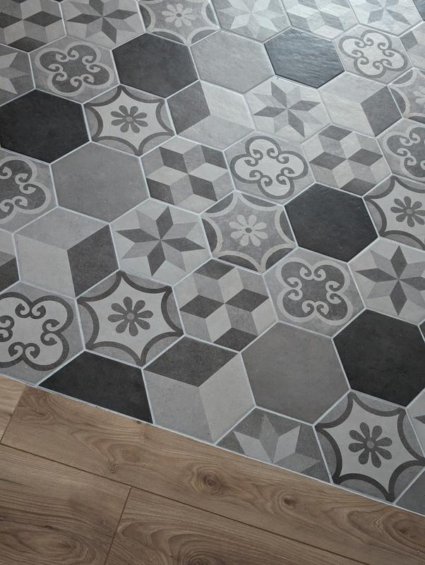 Ouvrir la fenêtre modale de l'avis 1 sur 2