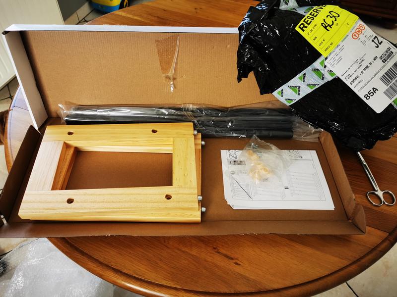 Ouvrir la fenêtre modale de l'avis 1 sur 4