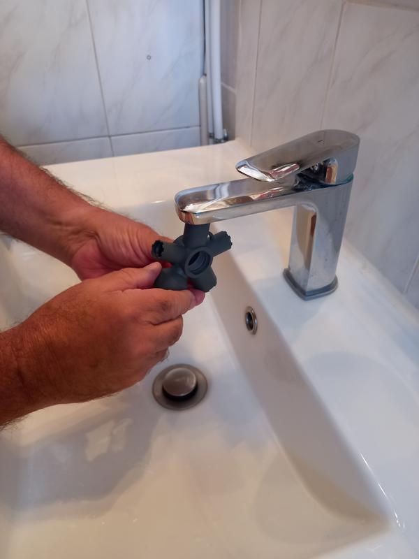 Outil d'aérateur de robinet, Clé d'enlèvement de clé d'aérateur de robinet  - Cache universel Aérateur de robinet détaché Clé d'installation pour  cuisine, salle de bain