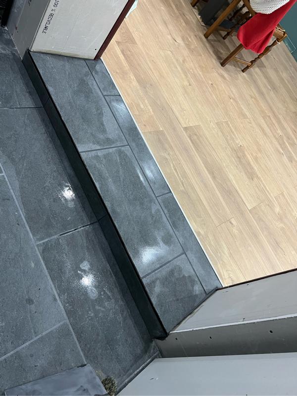 Ouvrir la fenêtre modale de l'avis 1 sur 2