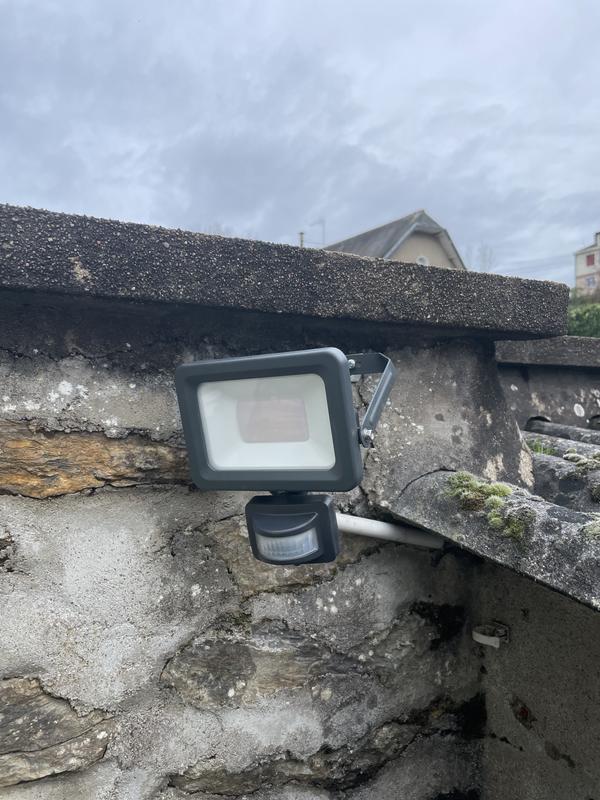 Ouvrir la fenêtre modale de l'avis 1 sur 3