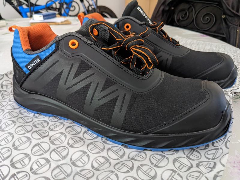 Ouvrir la fenêtre modale de l'avis 1 sur 6