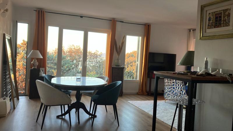 Ouvrir la fenêtre modale de l'avis 1 sur 1
