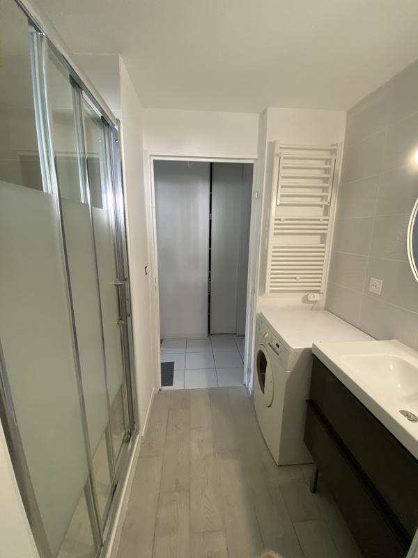 Ouvrir la fenêtre modale de l'avis 1 sur 3