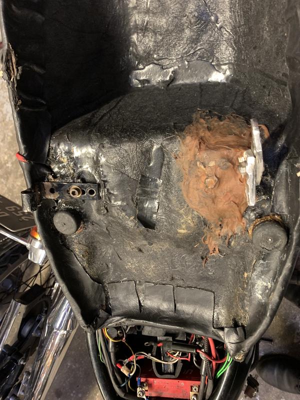 Ouvrir la fenêtre modale de l'avis 1 sur 2