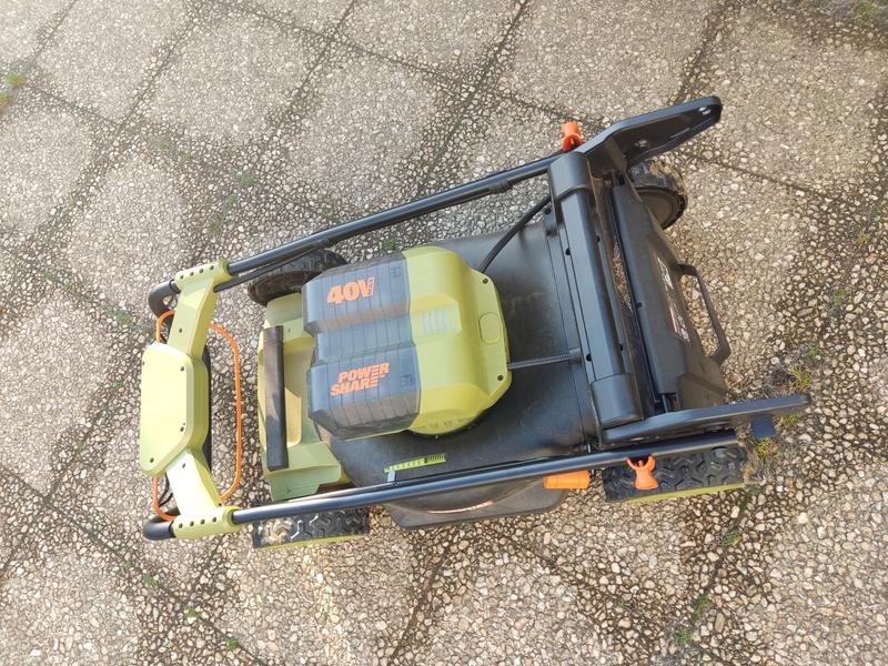 Ouvrir la fenêtre modale de l'avis 2 sur 3