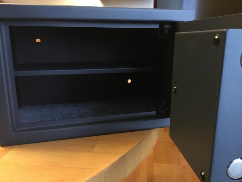 Ouvrir la fenêtre modale de l'avis 2 sur 3