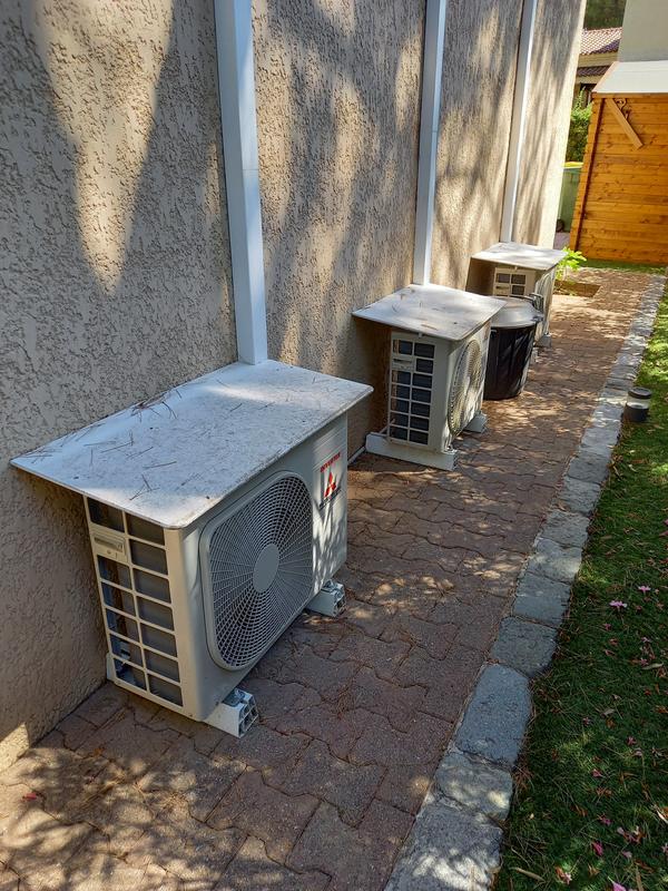 Ouvrir la fenêtre modale de l'avis 1 sur 3
