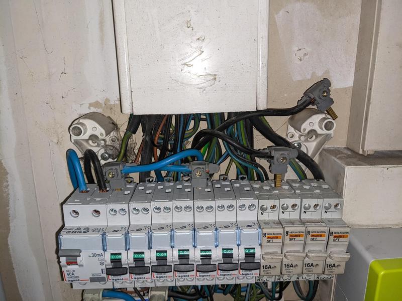 Ouvrir la fenêtre modale de l'avis 1 sur 1