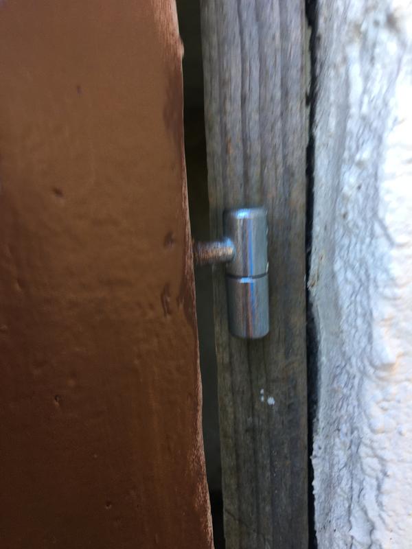 Ouvrir la fenêtre modale de l'avis 1 sur 2