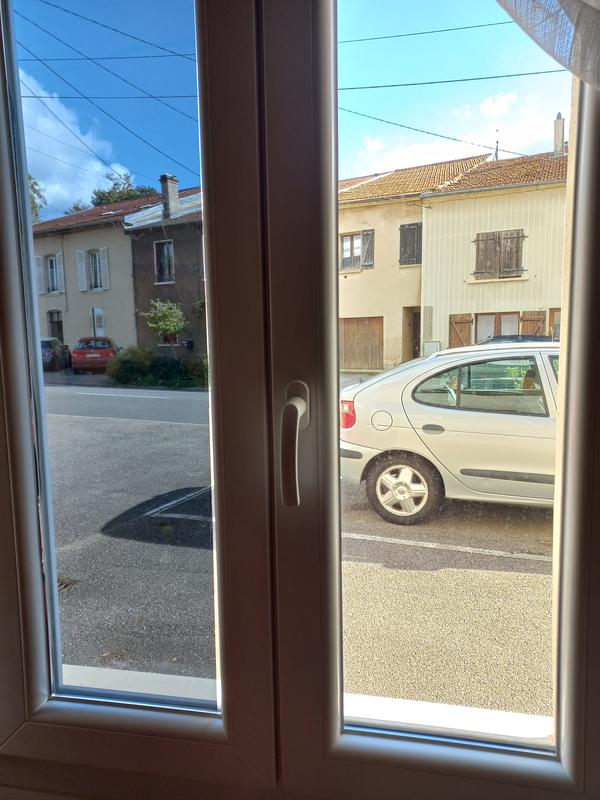 Otwórz okno opinii 1 na stronie 4