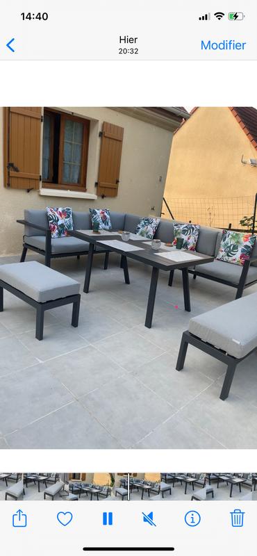 Ouvrir la fenêtre modale de l'avis 1 sur 2