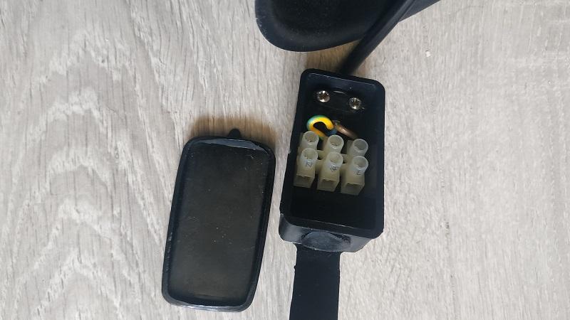 Ouvrir la fenêtre modale de l'avis 1 sur 2