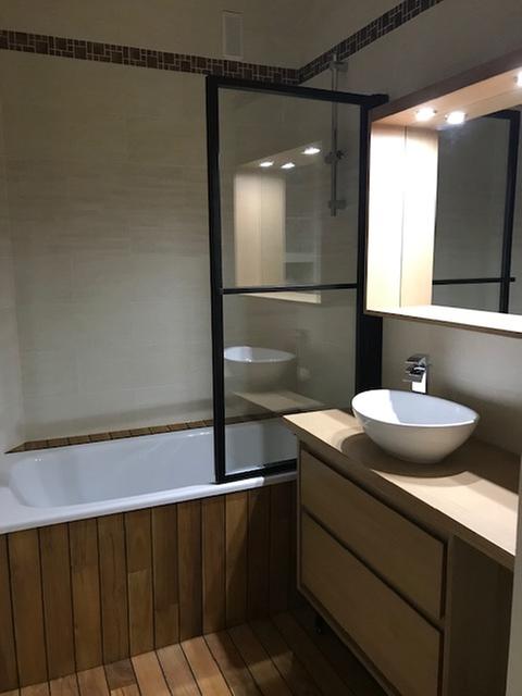 Ouvrir la fenêtre modale de l'avis 1 sur 2