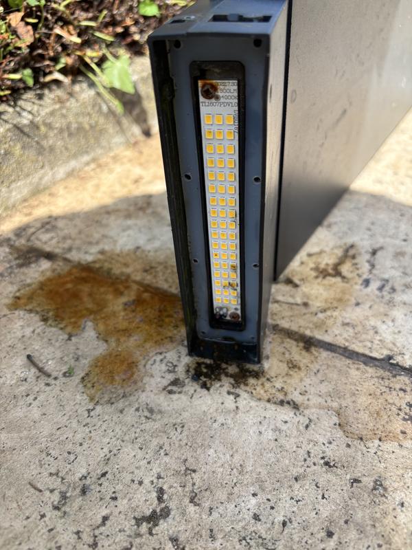 Ouvrir la fenêtre modale de l'avis 3 sur 3