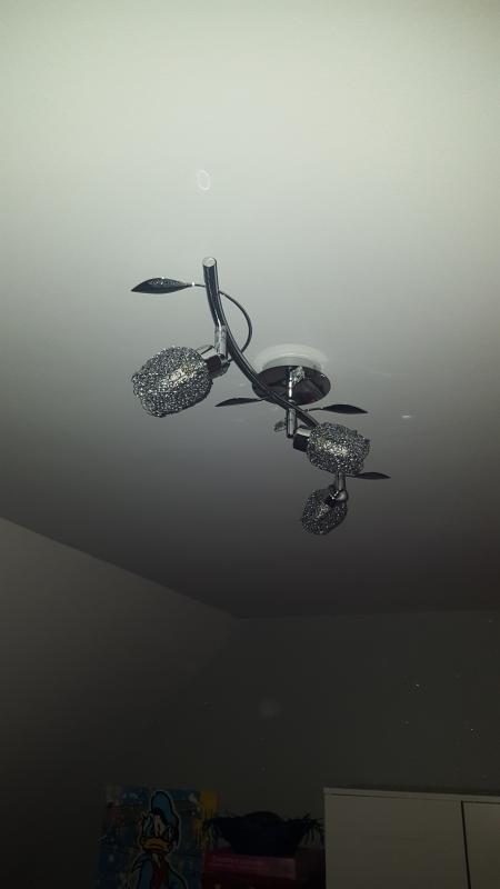 Ouvrir la fenêtre modale de l'avis 1 sur 2