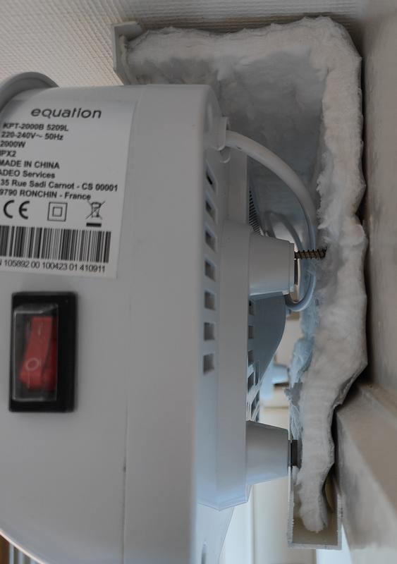 Radiateur soufflant salle de bain fixe électrique EQUATION Clam
