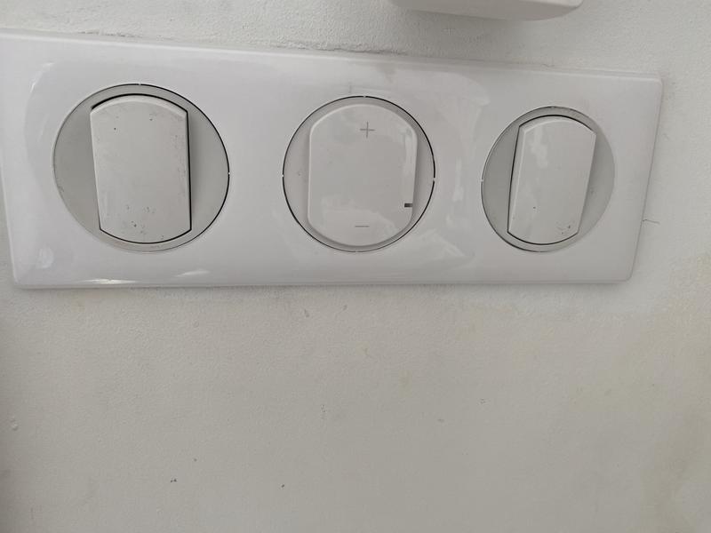 Ouvrir la fenêtre modale de l'avis 1 sur 2