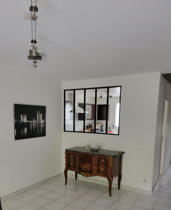 Ouvrir la fenêtre modale de l'avis 1 sur 1