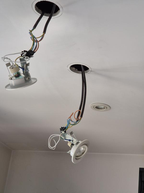 Ouvrir la fenêtre modale de l'avis 1 sur 2