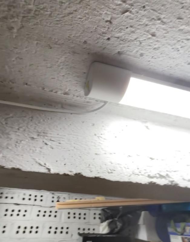 Ouvrir la fenêtre modale de l'avis 1 sur 4