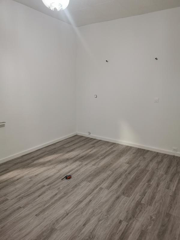 Ouvrir la fenêtre modale de l'avis 1 sur 2