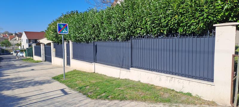 Ouvrir la fenêtre modale de l'avis 1 sur 1