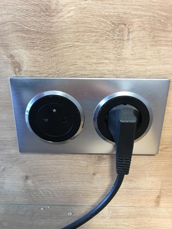 Ouvrir la fenêtre modale de l'avis 1 sur 2