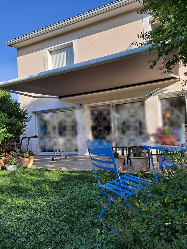 Ouvrir la fenêtre modale de l'avis 1 sur 2