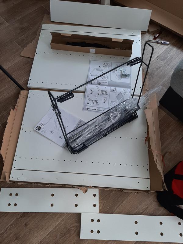 Ouvrir la fenêtre modale de l'avis 1 sur 2