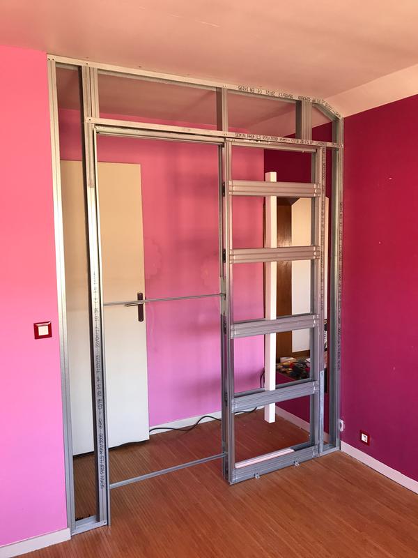 Ouvrir la fenêtre modale de l'avis 1 sur 3