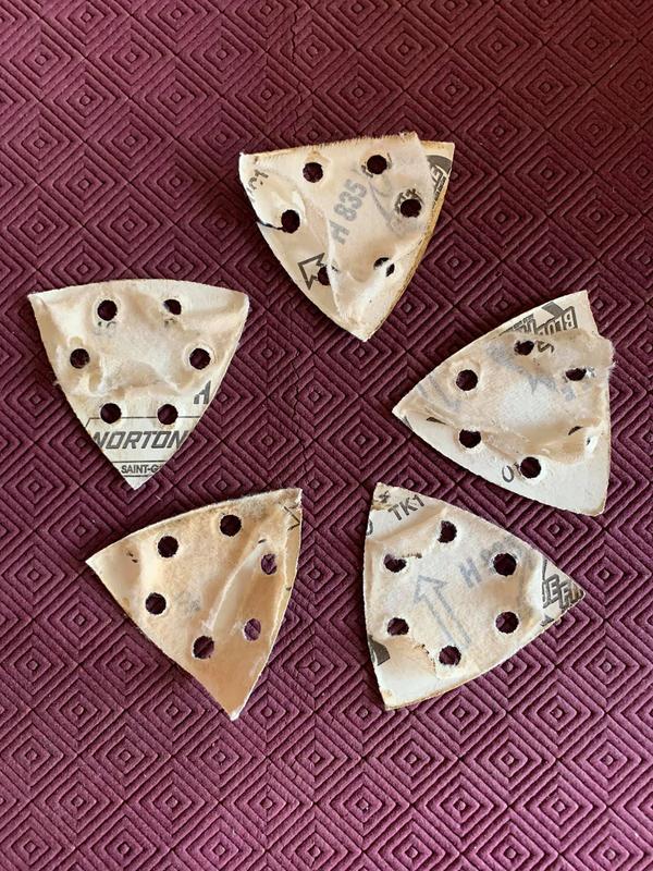 Ouvrir la fenêtre modale de l'avis 1 sur 4