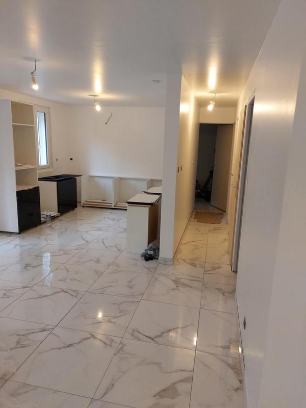 Ouvrir la fenêtre modale de l'avis 1 sur 1