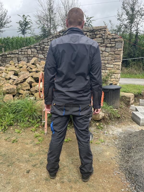 Ouvrir la fenêtre modale de l'avis 2 sur 3