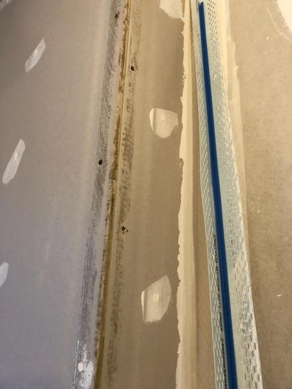 Ouvrir la fenêtre modale de l'avis 3 sur 3