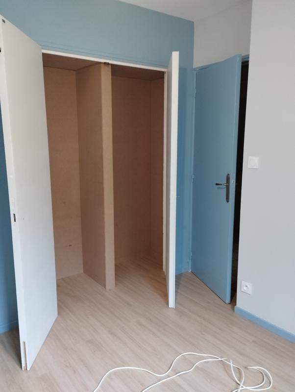 Ouvrir la fenêtre modale de l'avis 2 sur 4