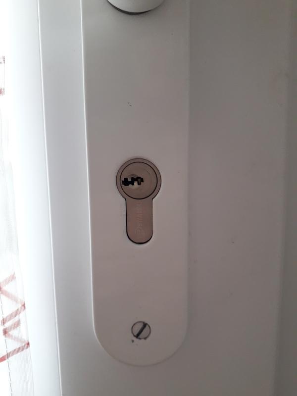 Ouvrir la fenêtre modale de l'avis 1 sur 2