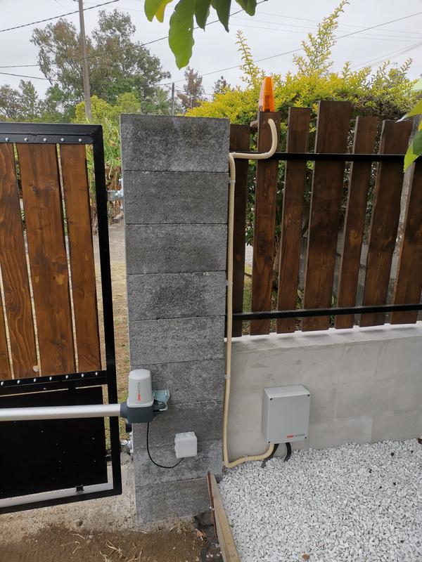 Ouvrir la fenêtre modale de l'avis 1 sur 2