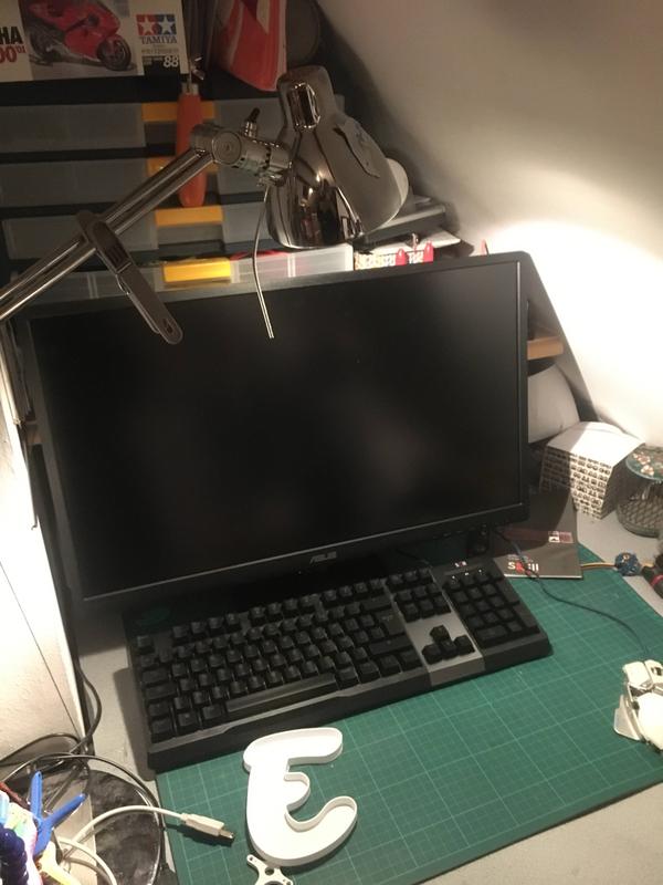 Ouvrir la fenêtre modale de l'avis 1 sur 2