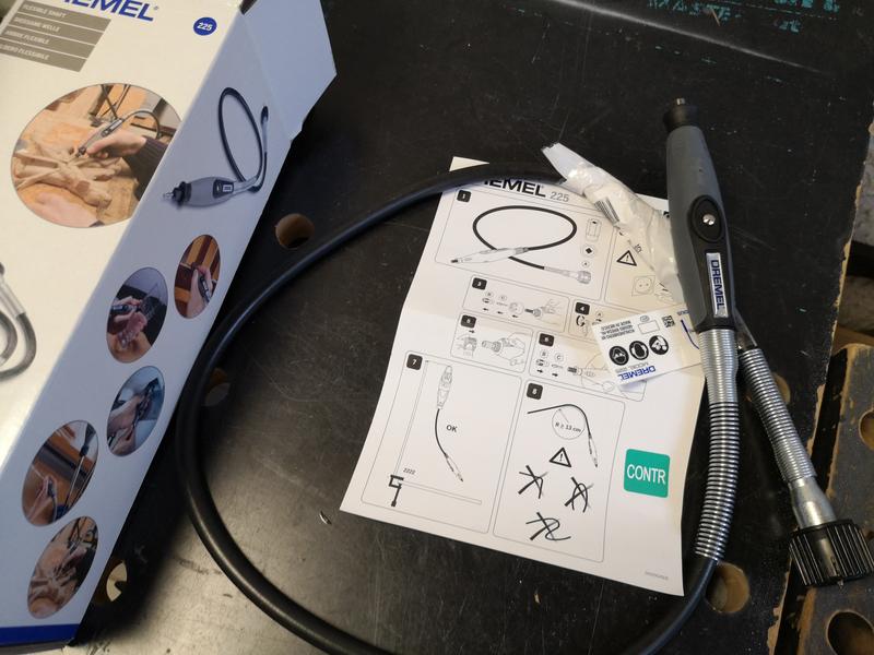 Ouvrir la fenêtre modale de l'avis 1 sur 2