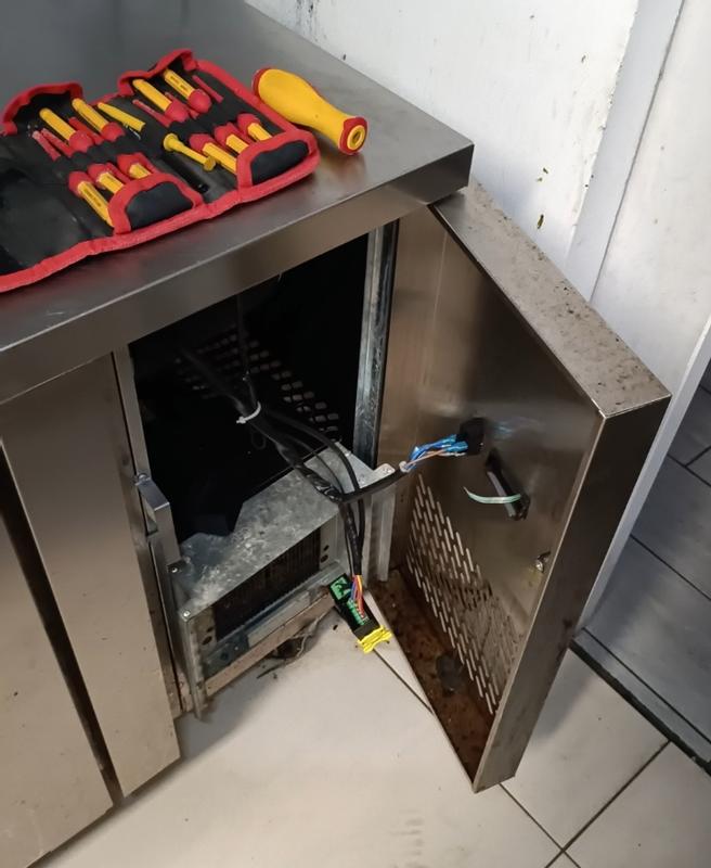 Revisione aperta modale 2 su 6