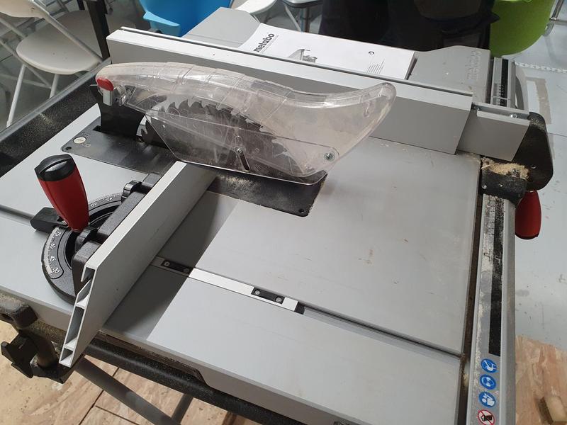 Ouvrir la fenêtre modale de l'avis 2 sur 2