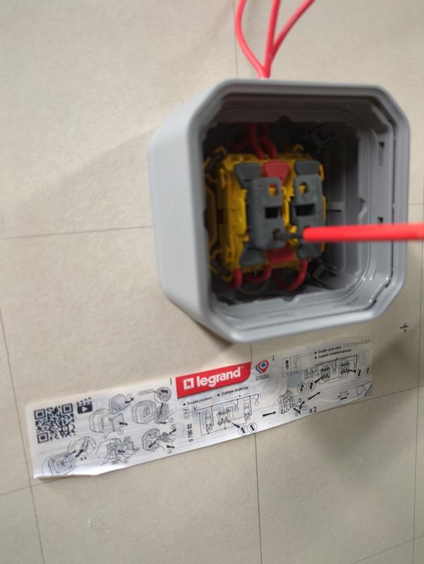 Ouvrir la fenêtre modale de l'avis 1 sur 2