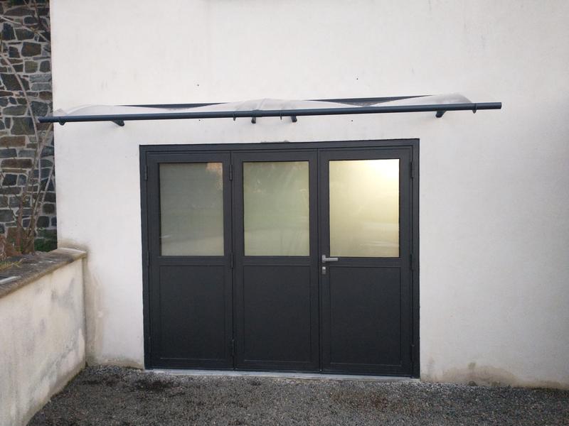 Ouvrir la fenêtre modale de l'avis 1 sur 2