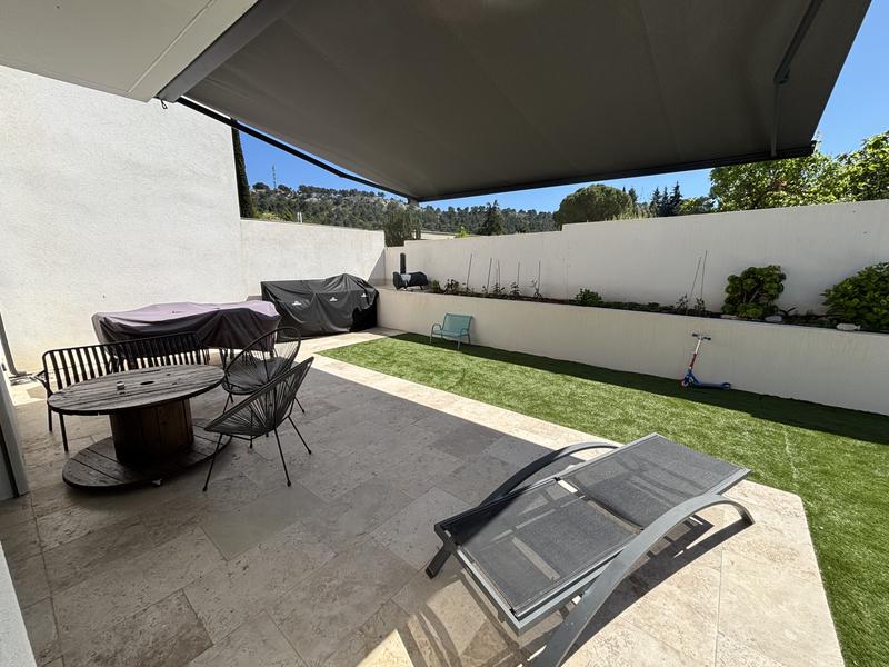 Ouvrir la fenêtre modale de l'avis 1 sur 1